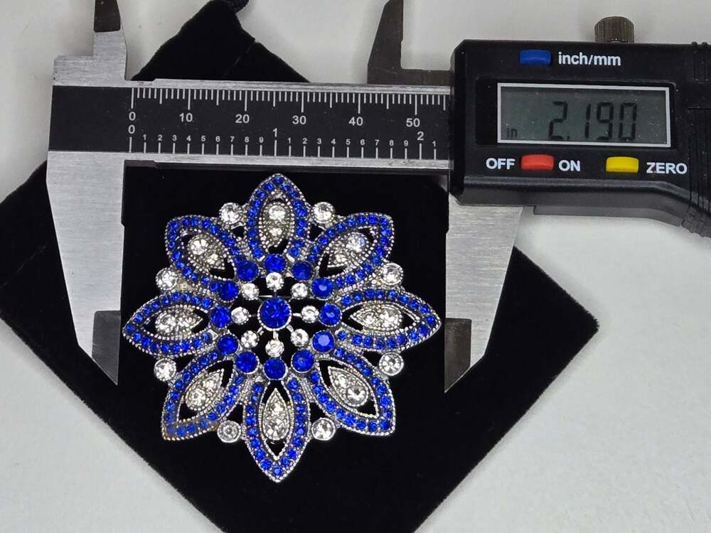 Vintage Monet Silvertone Blue and Clear Rhinestone Flower Mandala Brooch - Picture 5 of 5
